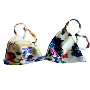 TRIANGL Cream Floral Neoprene Triangle Bikini Top SZ Small EUC
